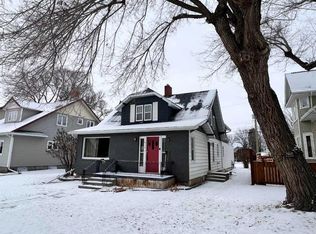 4714 E 48th St, Camrose, AB T4V 1L3