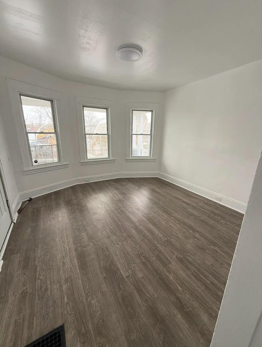 Building Photo - 29 Hubbell St #1