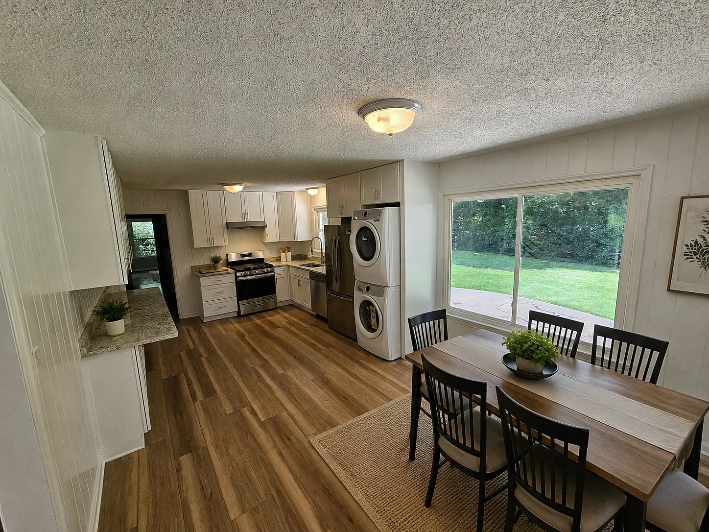3 bed, 1450 sqft, $2,850 — Photo 4
