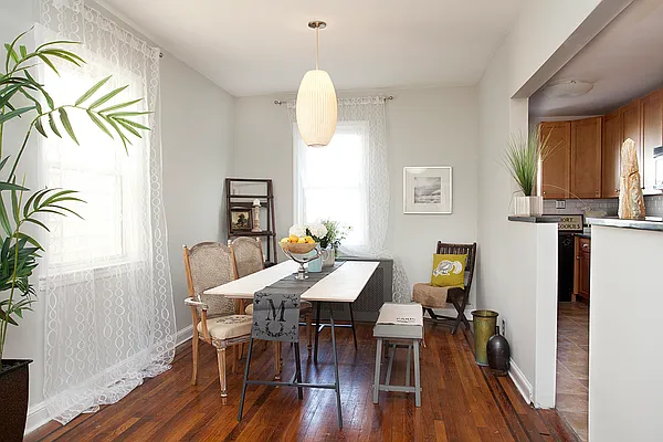Sold by Aguayo & Huebener Brooklyn | media 9