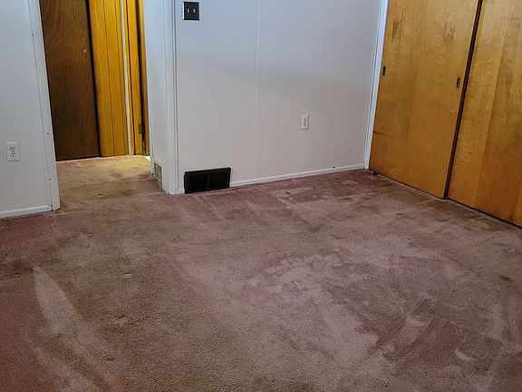 4th image of 129 Mulberry St