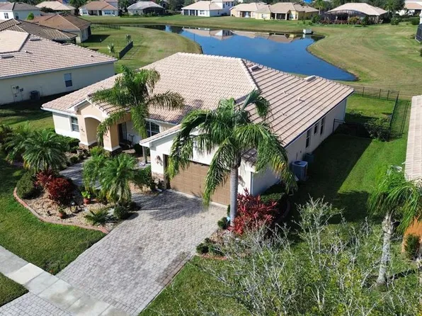 4018 Navigator Way, Kissimmee, FL 34746