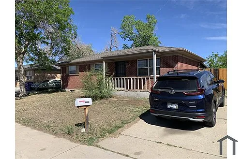 12223 Olmsted Dr Photo 1