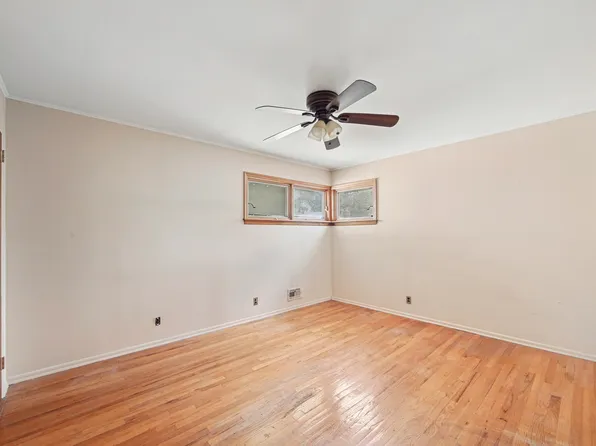 154-19 21st Avenue image 8 of 20