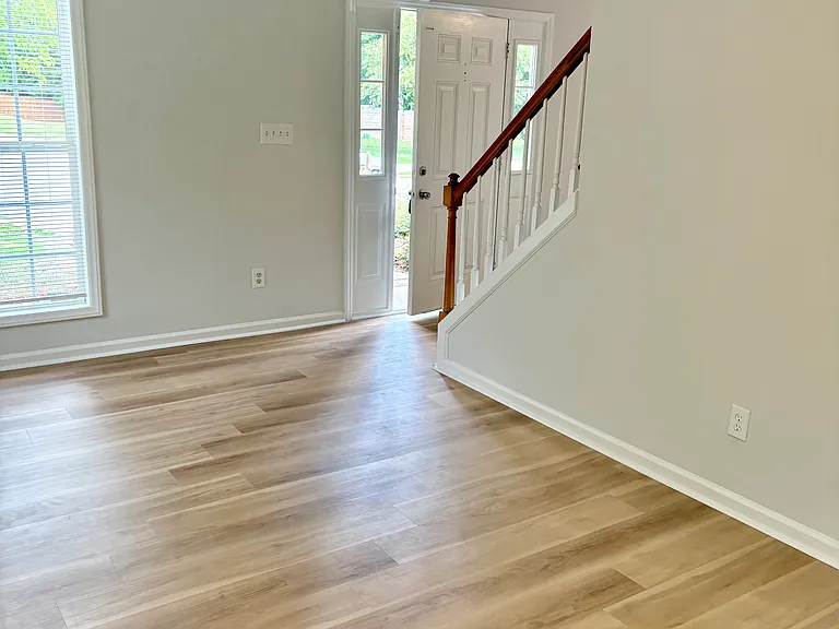 10 Kilburn Ln — Photo 16