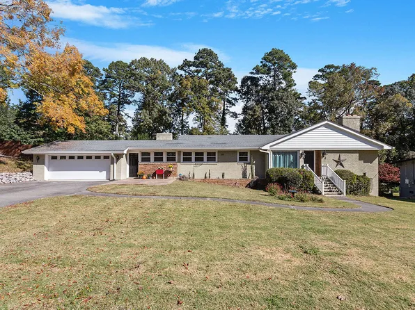 315 Golf Course Dr, Raleigh, NC 27610