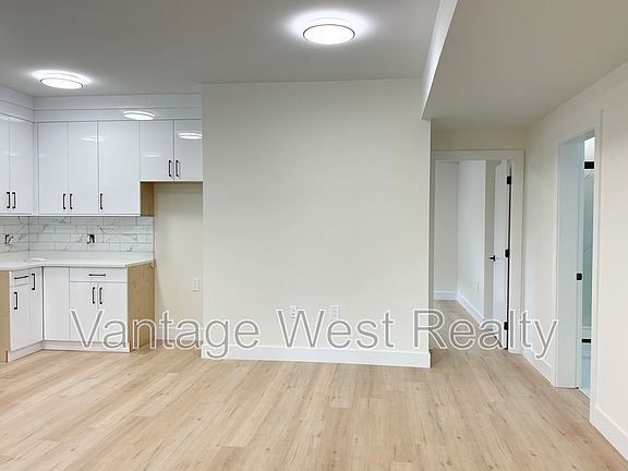 2nd image of 897 Carnoustie Dr #2