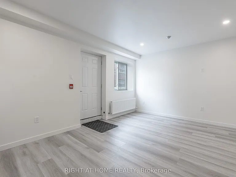 1744 Wilson Ave #13 — Photo 3