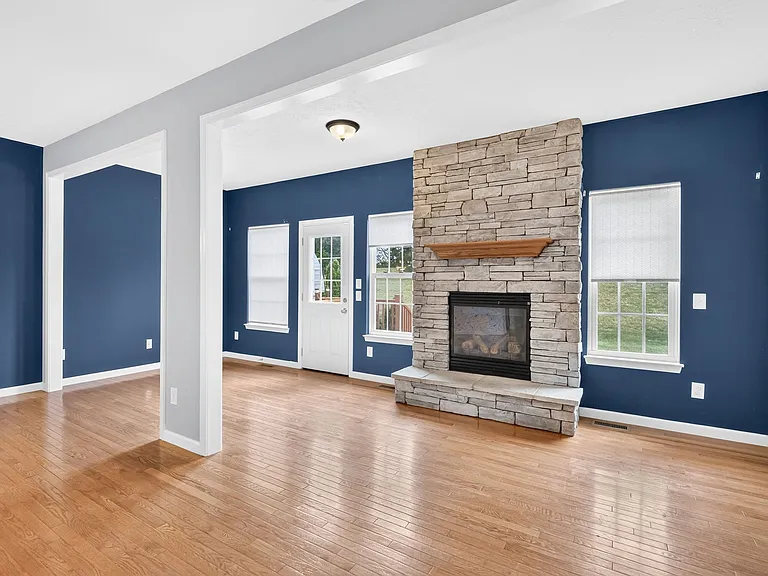 119 River Rock Way #1 — Photo 6