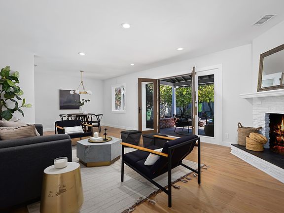 2nd image of 6038 Varna Ave