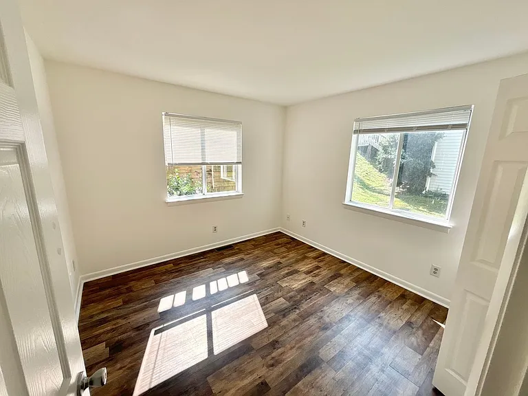 103 Westerly Ave — Photo 16