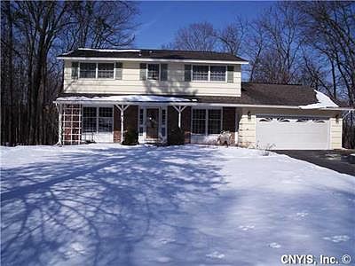 1st image of 7800 Heritage Cir