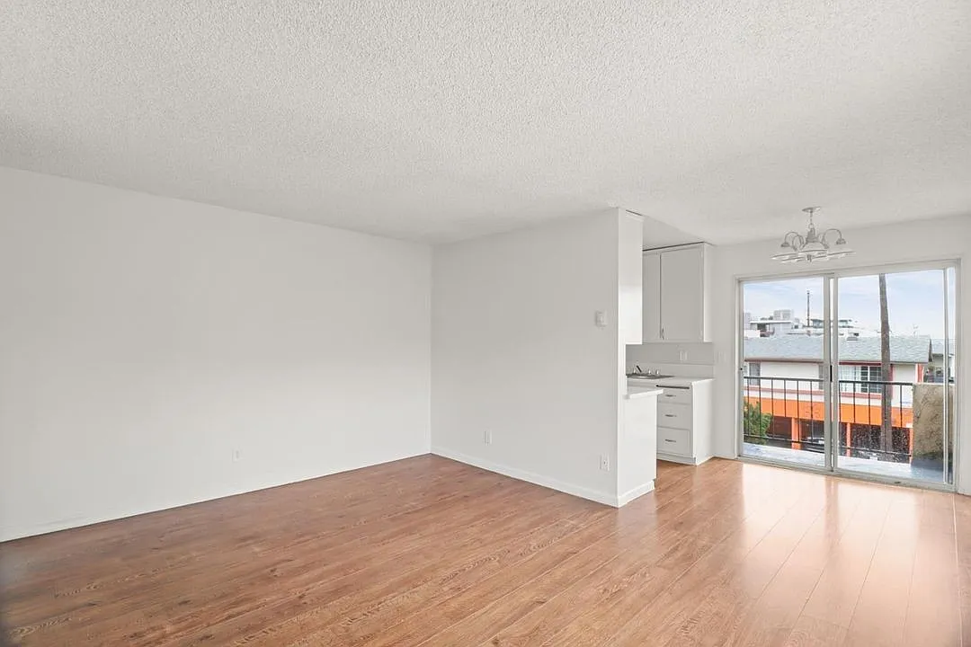 Studio, 1.0 bath, $1,995 — Photo 1