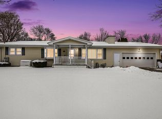 375 Airview Dr, Coldwater, MI 49036