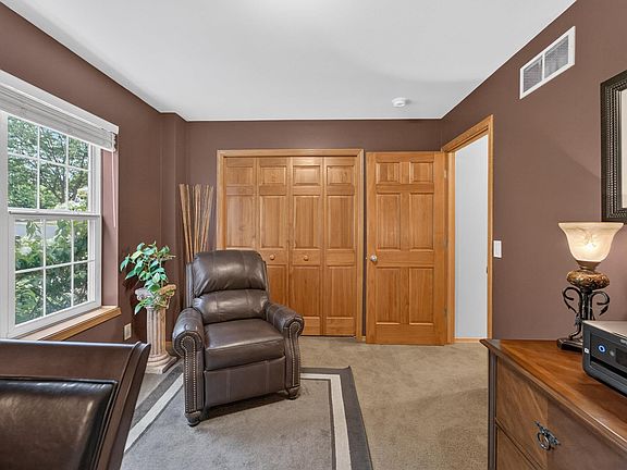 5th image of 3442 Dorchester Way