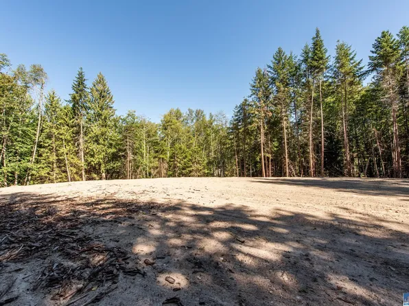 1 Sunny Dell Ln, Sequim, WA 98382