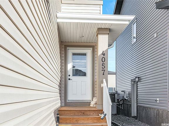4th image of 4057 Delhaye Way