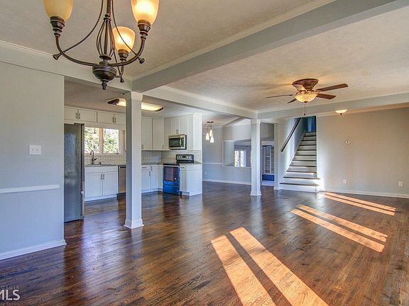 4th image of 2648 Club Forest Dr SE