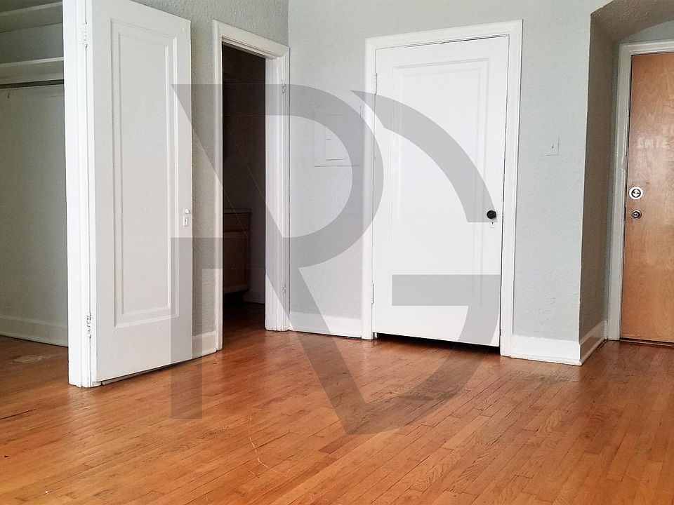 1st image of 534 W Arlington Pl #Three16