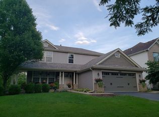 2152 Whitethorn Dr, Aurora, IL 60503