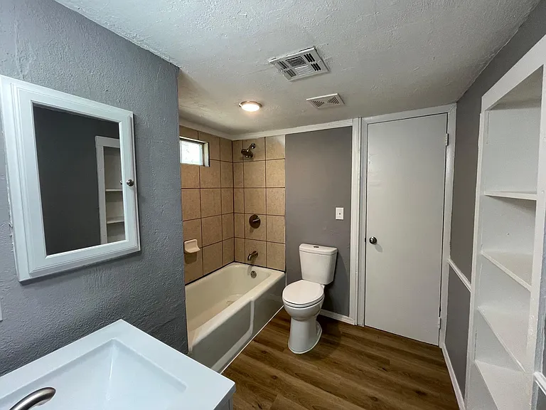 1240 E Fay St — Photo 6