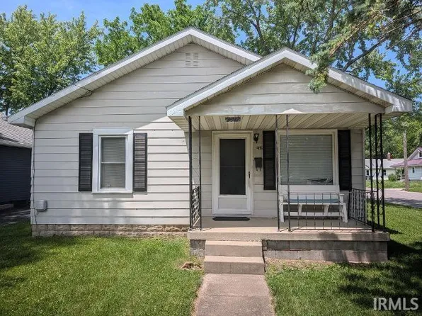 2318 E 8th St, Muncie, IN 47302