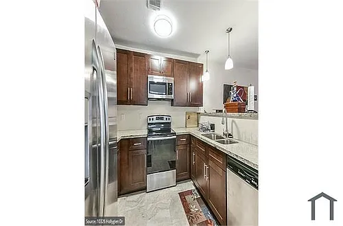 10326 Hollyglen Dr #A Photo 1