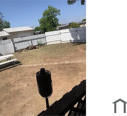 2 bed, 1000 sqft, $2,600 — Photo 3