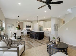 480 Hillside Dr, Prescott, WI 54021