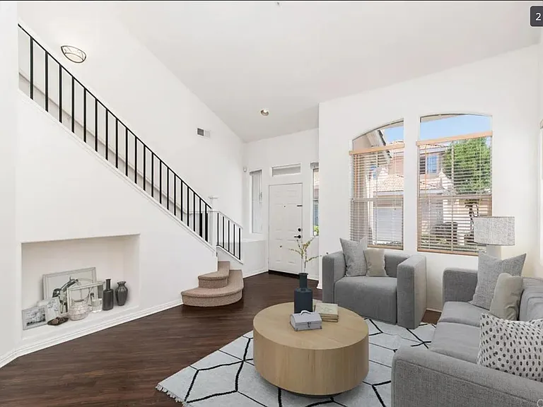 2065 Bravado St — Photo 2