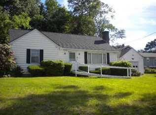 771 Riverside Dr, Methuen, MA 01844