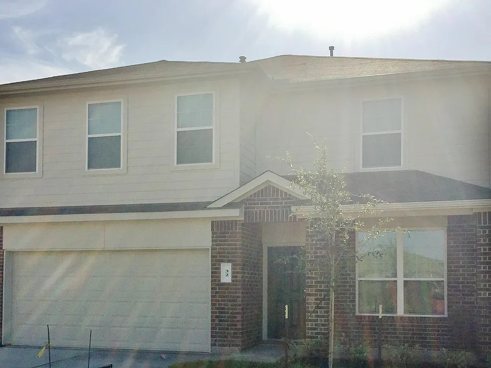 32 Santa Barbara Dr