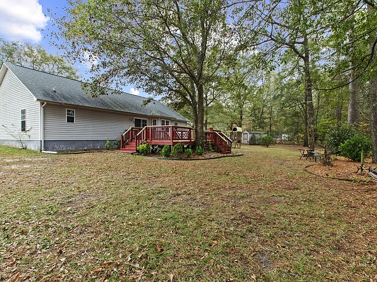 206 Chokecherry S — Photo 24
