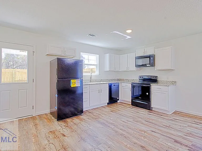 89 Horse Creek Rd NE #B — Photo 6