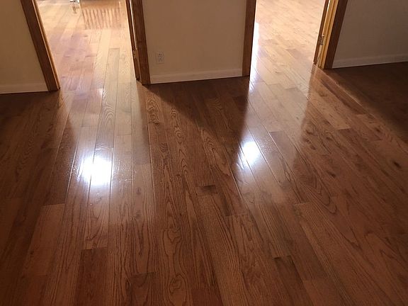 4th image of 2805 33rd Ave