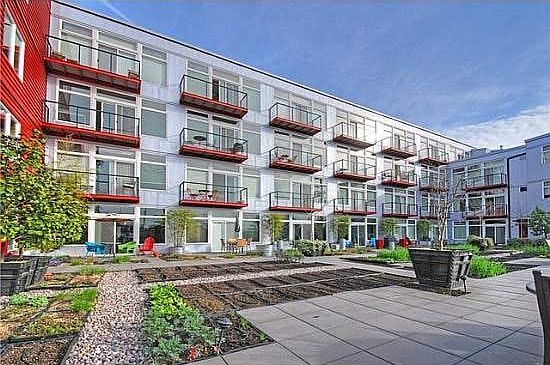 2nd image of 2960 Eastlake Ave E APT 105