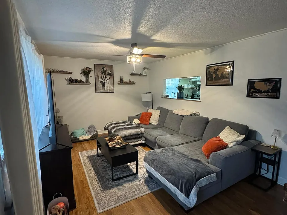 725 Franklin Ave