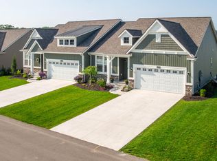 14719 Pine Dew Dr, Grand Haven, MI 49417