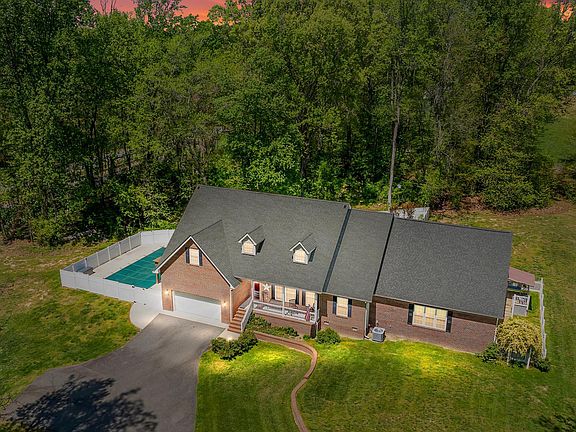 4th image of 14407 Davis Dr