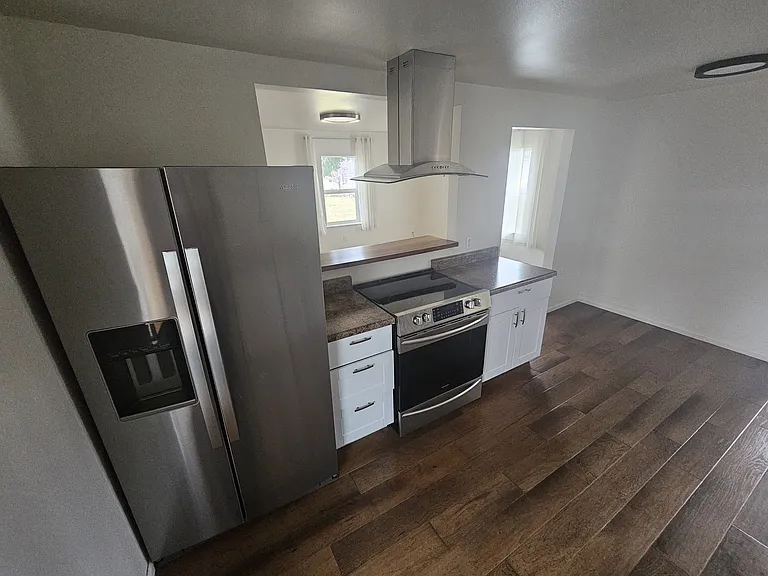 2648 Bly St — Photo 3