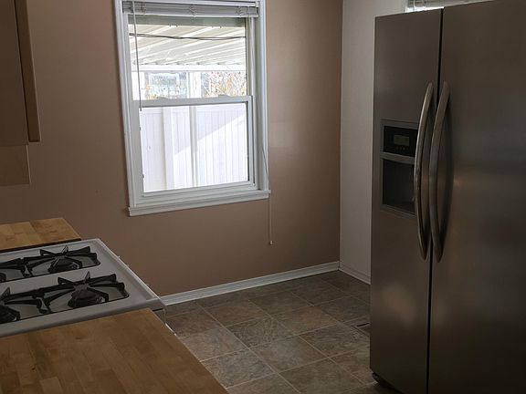5th image of 131 W Macarthur Ave