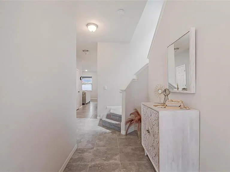 2495 Rapollo Dr — Photo 38