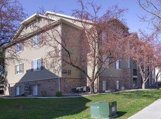 3452 E Ridge Route Rd APT 6, Eagle Mountain, UT 84005