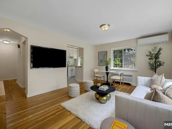 99 Tracey Pl #3, Englewood, NJ 07631