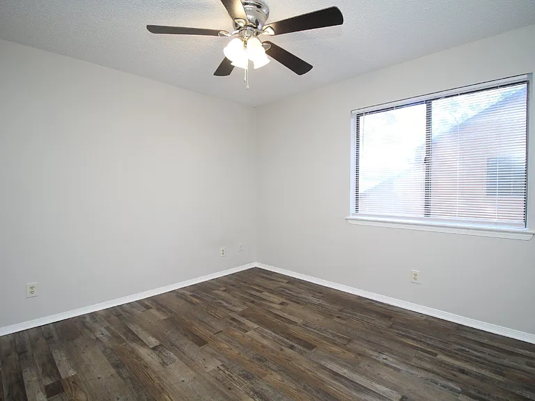 7225 Dogwood Terrace Dr #A — Photo 19