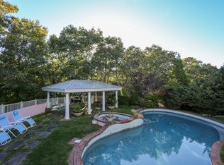 1921 Deerfield Rd, Water Mill, NY 11976