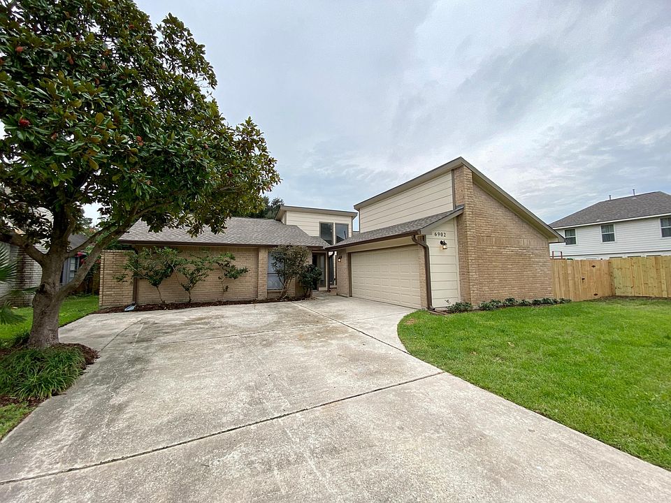 1st image of 6902 Foxbrook Dr