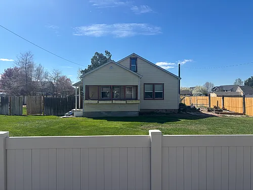 2827 N Linder Rd Photo 1