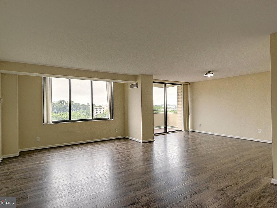 1st image of 5225 Pooks Hill Rd APT 1511N