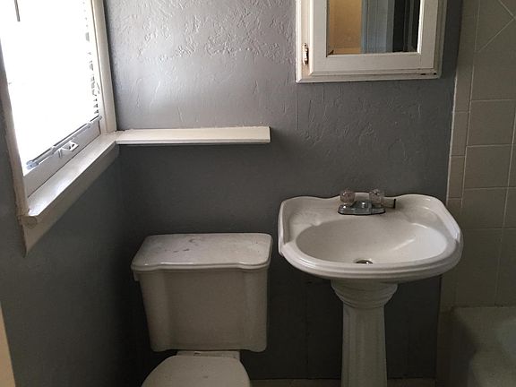 5th image of 4628 W Park Pl